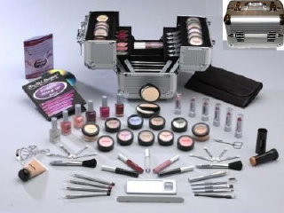 http://azona.cowblog.fr/images/PaletteMaquillage00.jpg